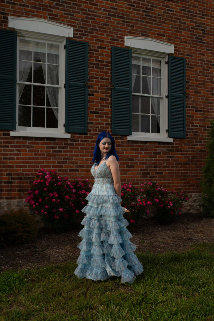 troy missouri senior and graduation photographer, st louis senior portraits, towne park