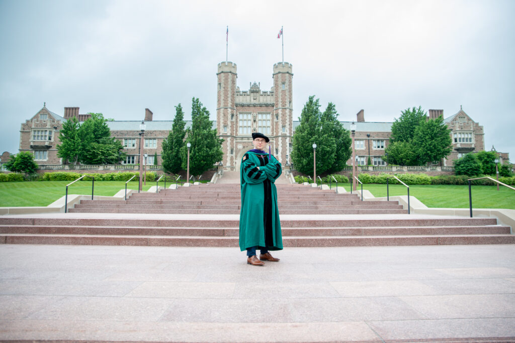 st louis missouri senior and graduation photography, washington university graduation photos, law school graduation