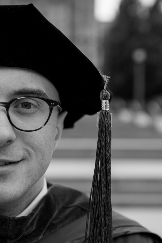 st louis missouri senior and graduation photography, washington university graduation photos, law school graduation